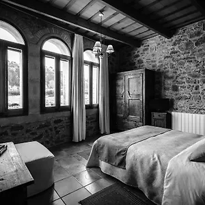 Landhaus Barnosell - Els Masos D'en Coll, Llaviá